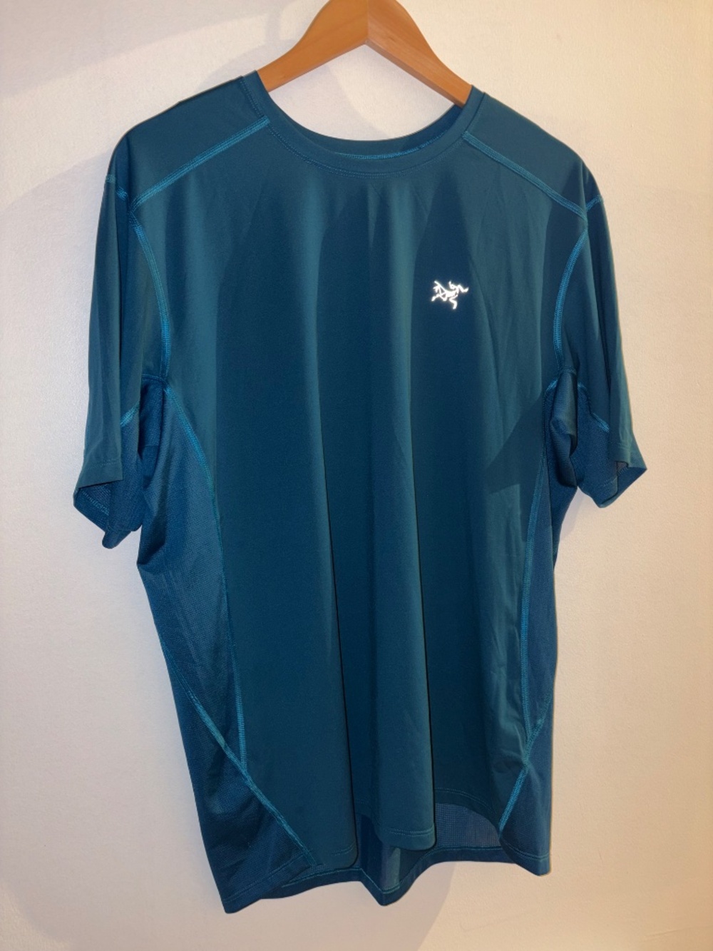 Arc'teryx Motus Crew SS Men's Performance T-Shirt size L